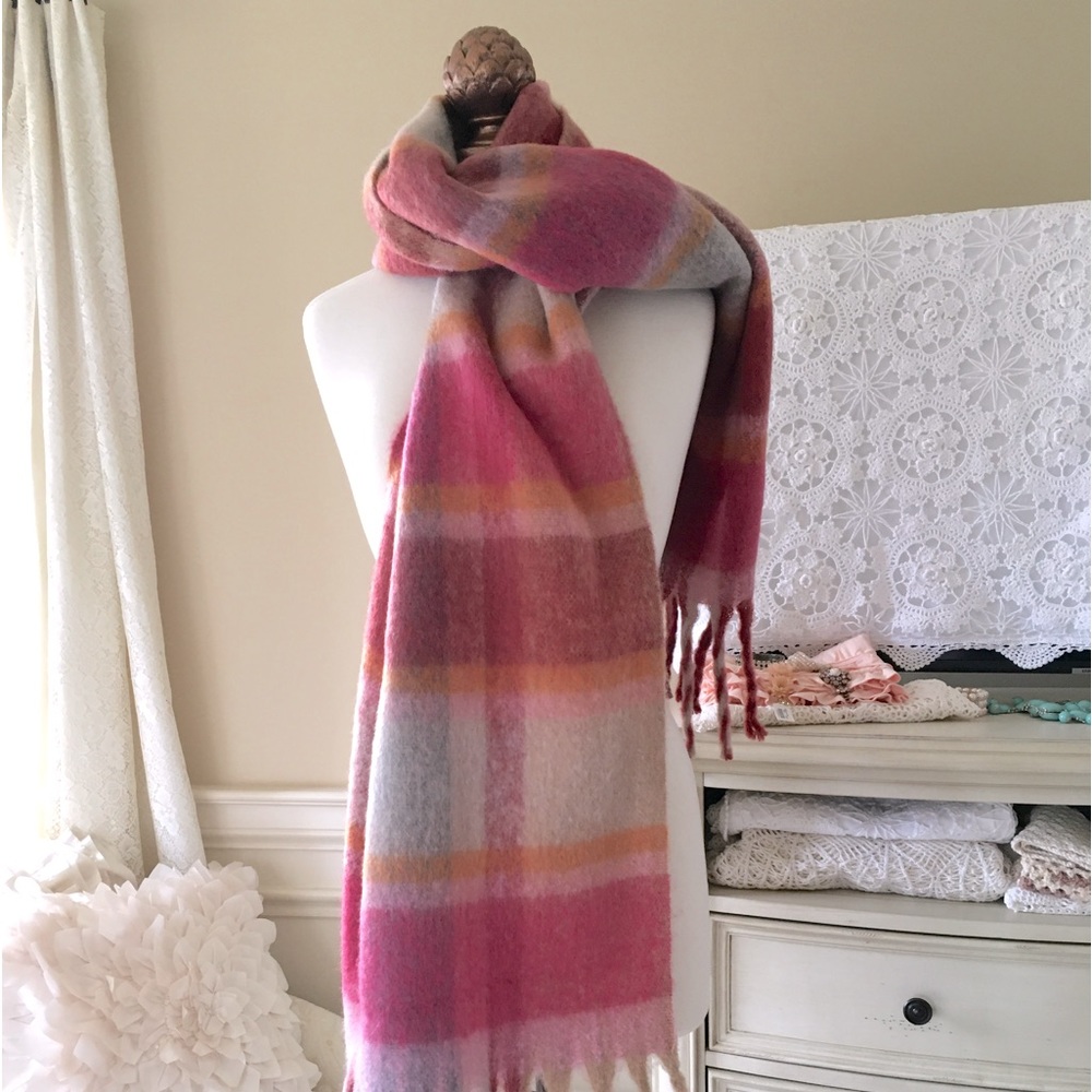 Blanket scarf by Nine West